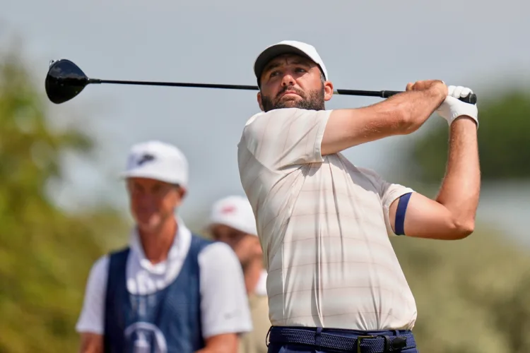 Bad bounces the story for Scheffler at British Open